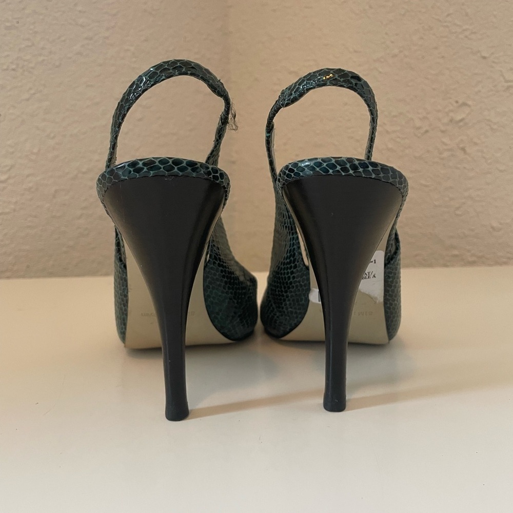GUESS sling back sandal heels - Picture 6 of 10